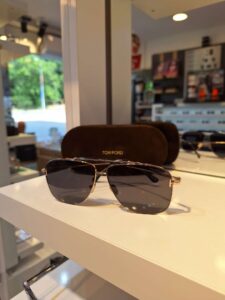 Tom-Ford- TF-1017-28A-60