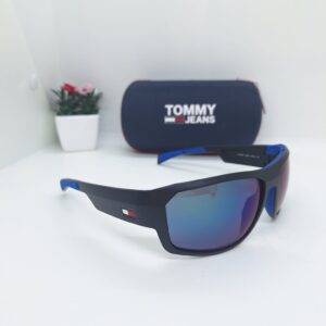 tommy hilfiger 1722-s0vkt5